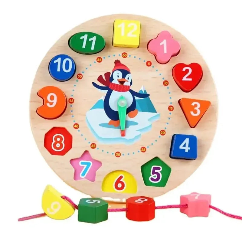 Ceas educativ Montessori din lemn cu pinguin, piese colorate și șnur roz de înșirat.