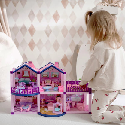 copil-cu-casuta-woopie-pony-fantasy-villa-pe-pat-02